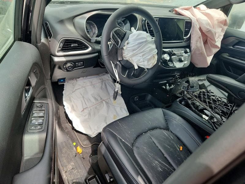 2026 CHRYSLER PACIFICA SELECT 8