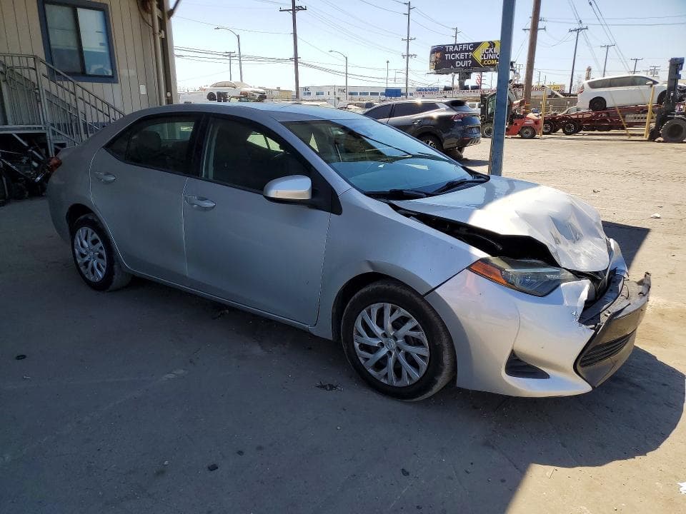 2019 TOYOTA COROLLA LE 4