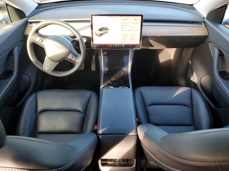 2021 TESLA MODEL Y 8