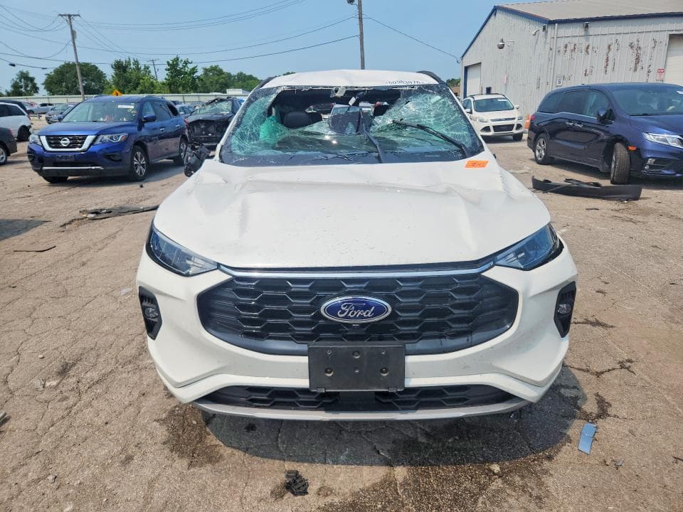 2024 FORD ESCAPE ST LINE SELECT 5