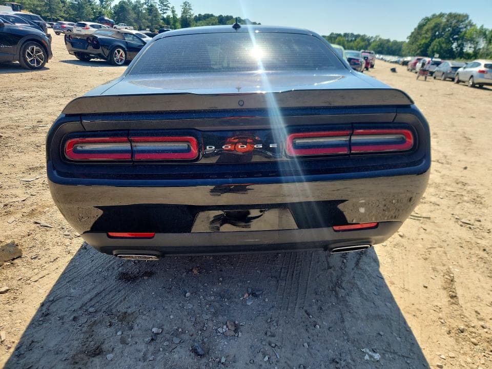 2019 DODGE CHALLENGER SXT 6