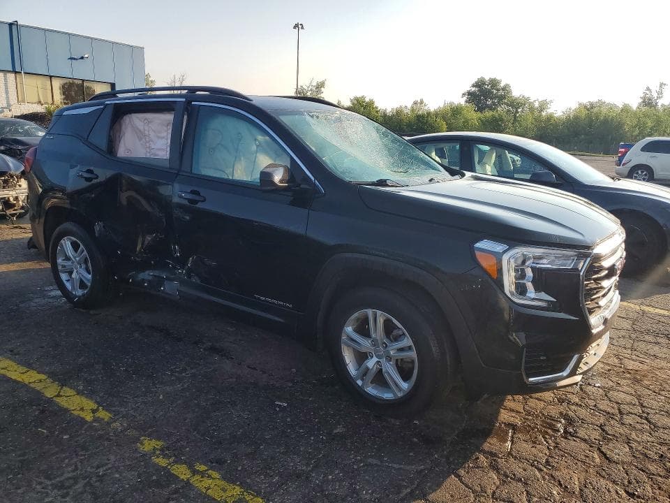 2022 GMC TERRAIN SLE 4