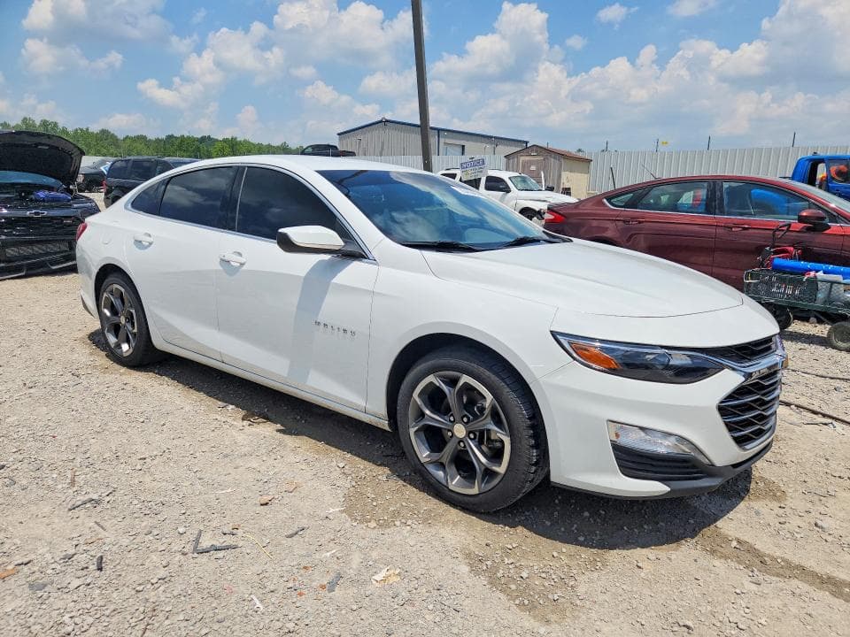 2022 CHEVROLET MALIBU LT 4