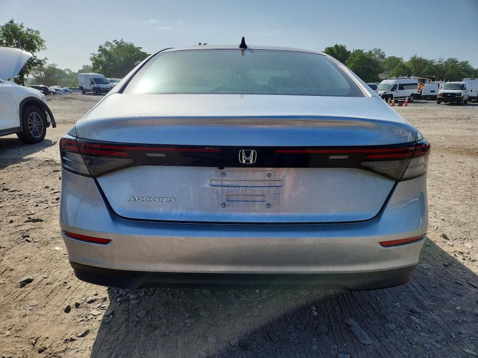 2025 HONDA ACCORD SE 6
