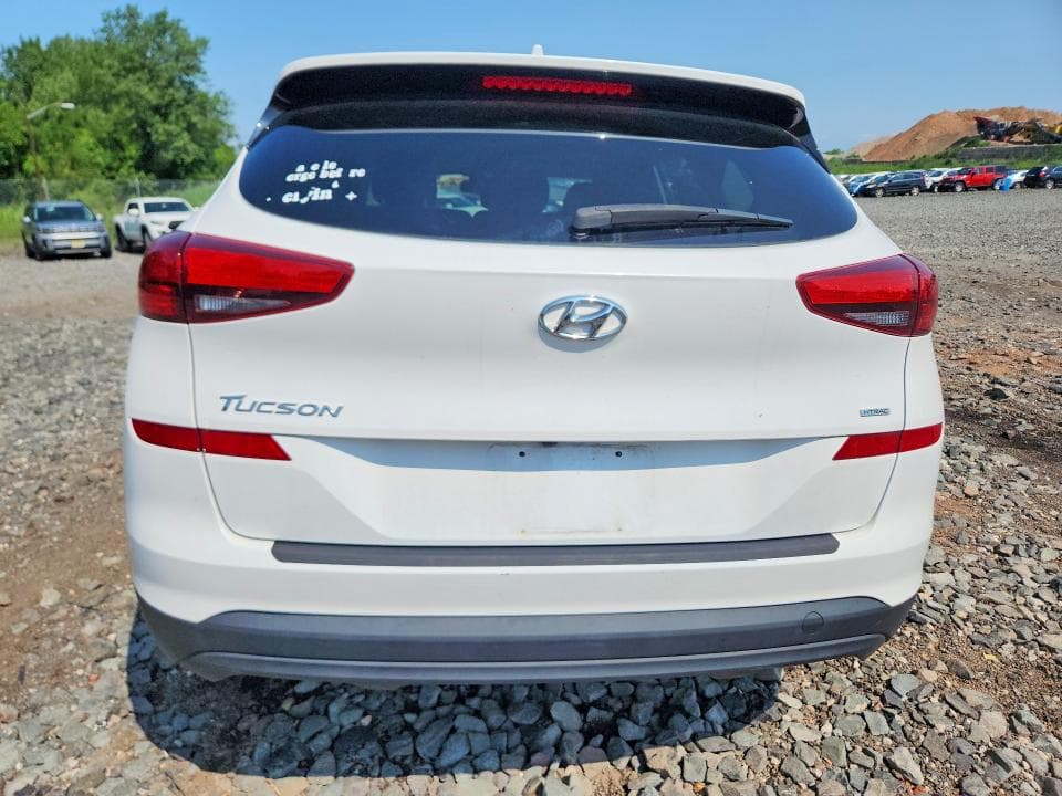 2020 HYUNDAI TUCSON SE 6