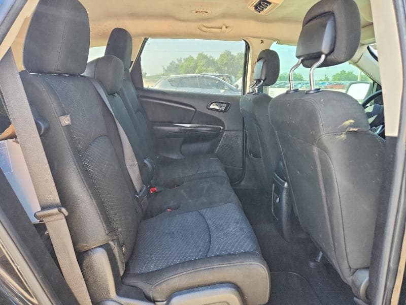 2019 DODGE JOURNEY SE 11