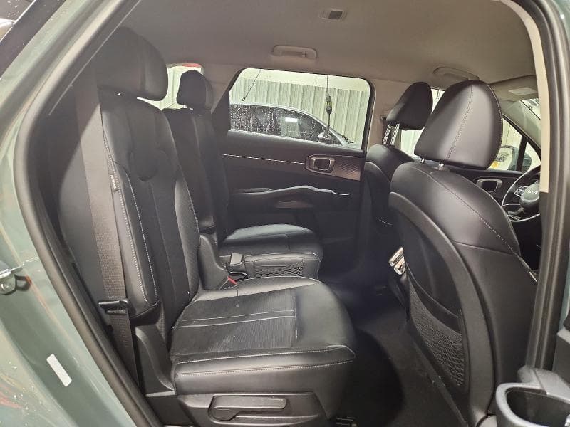 2025 KIA SORENTO EX 11