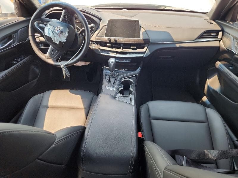 2026 CADILLAC CT4 LUXURY 8