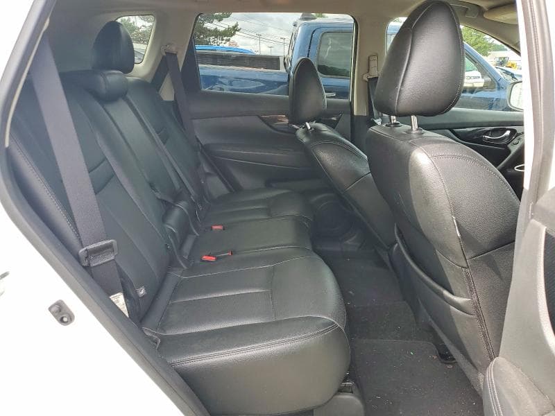 2017 NISSAN ROGUE SL 11