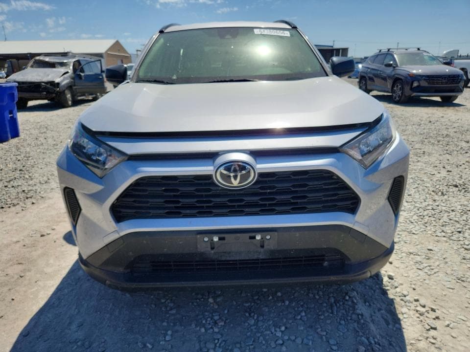 2021 TOYOTA RAV4 LE 5