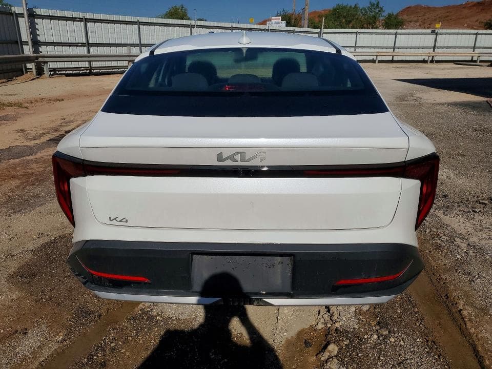 2025 KIA K4 LX 6