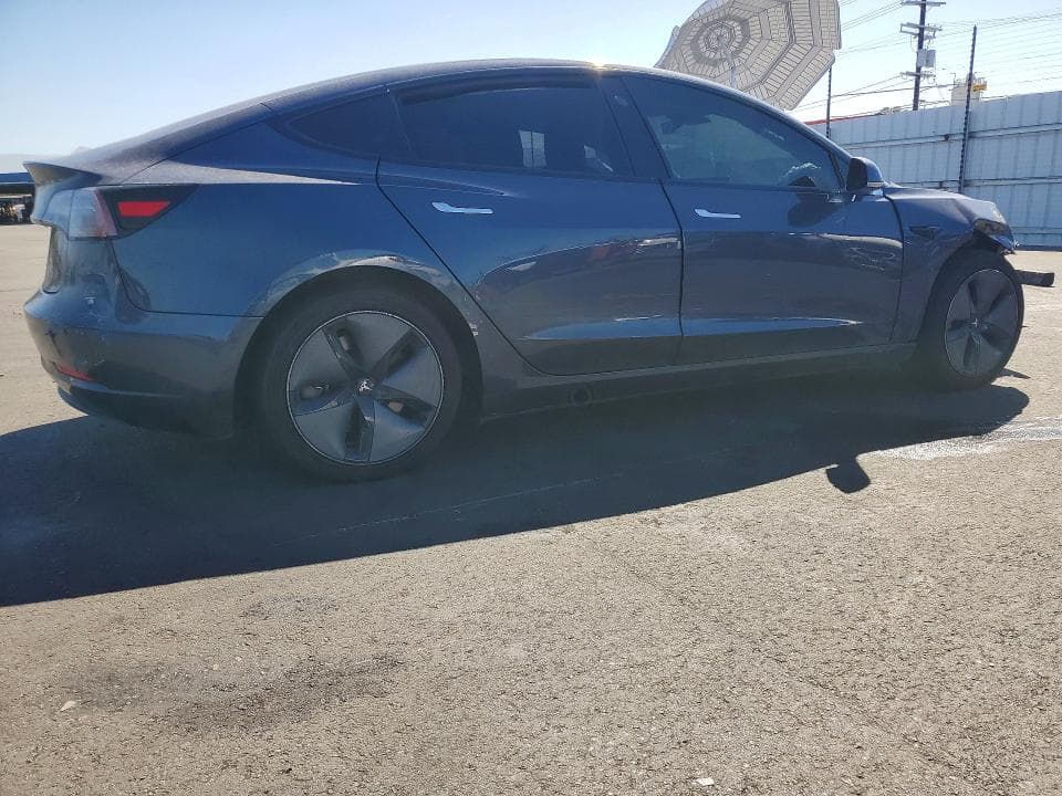 2018 TESLA MODEL 3 3