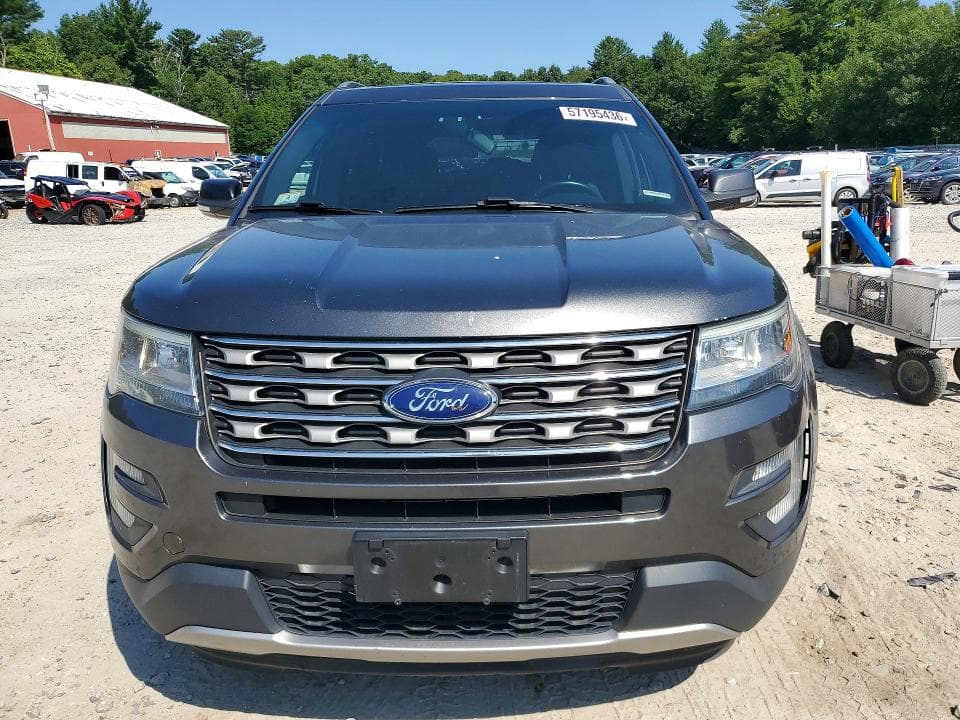 2017 FORD EXPLORER XLT 5