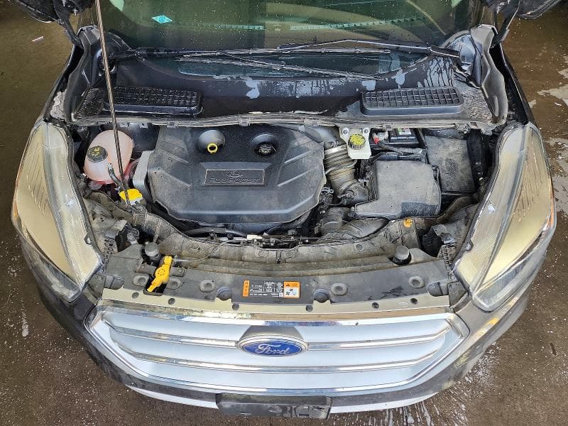 2017 FORD ESCAPE SE 11