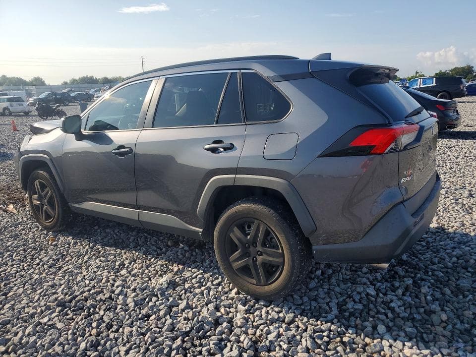 2020 TOYOTA RAV4 LE 2
