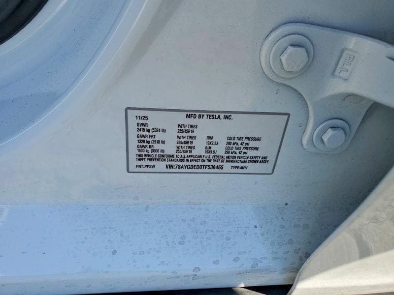 2026 TESLA MODEL Y 12