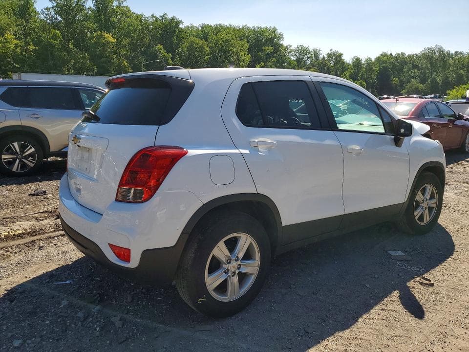 2021 CHEVROLET TRAX LS 3