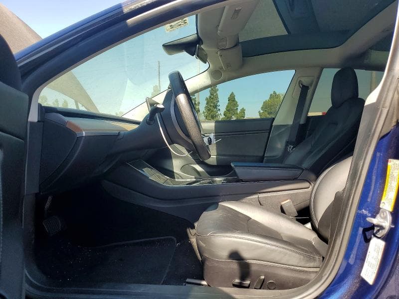 2019 TESLA MODEL 3 7