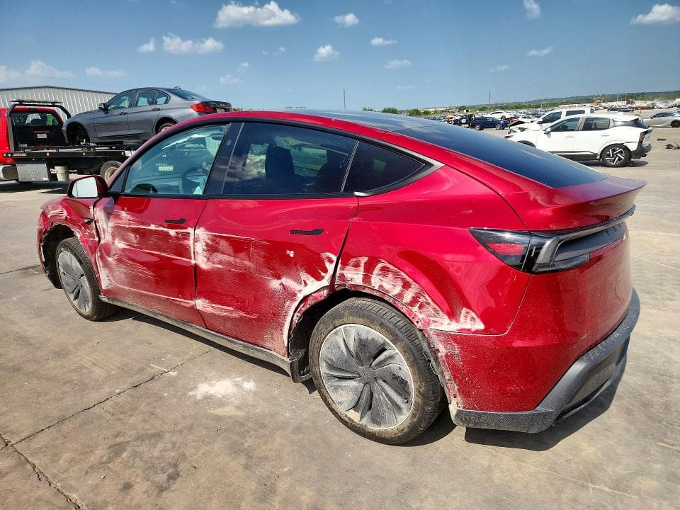 2026 TESLA MODEL  Y 2