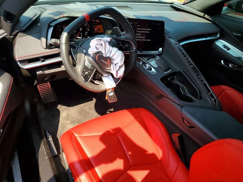 2024 CHEVROLET CORVETTE STINGRAY 1LT 8