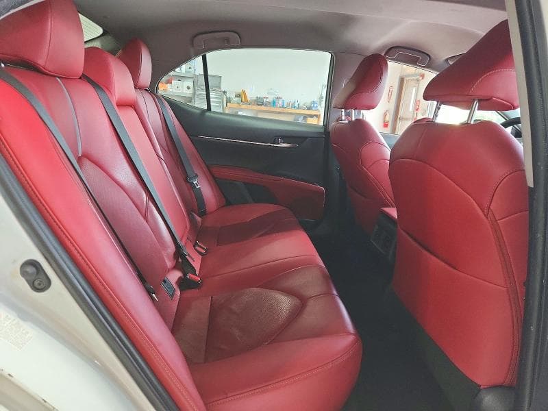 2018 TOYOTA CAMRY XSE 10