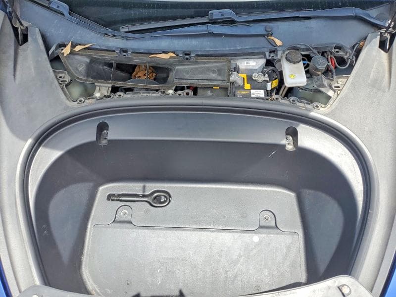 2020 TESLA MODEL 3 11