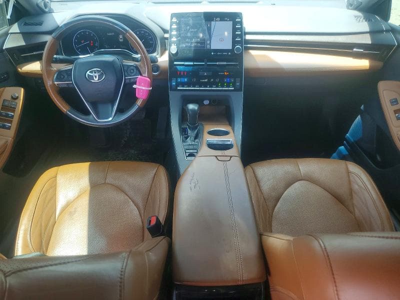 2019 TOYOTA AVALON LIMITED 8