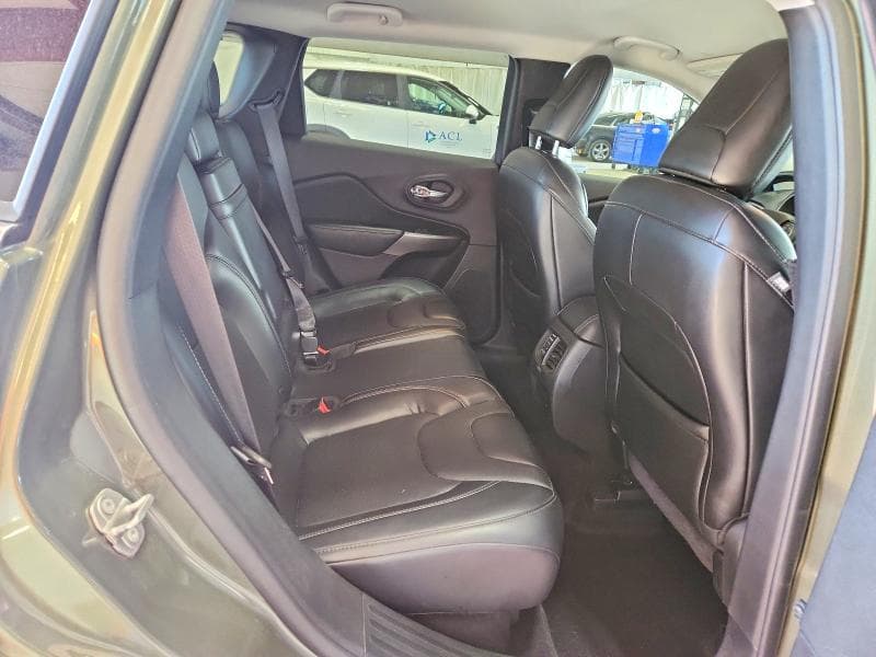 2019 JEEP CHEROKEE LIMITED 11
