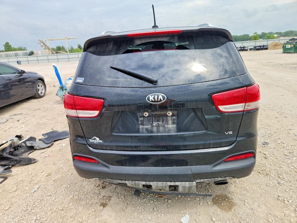 2018 KIA SORENTO LX V6 6