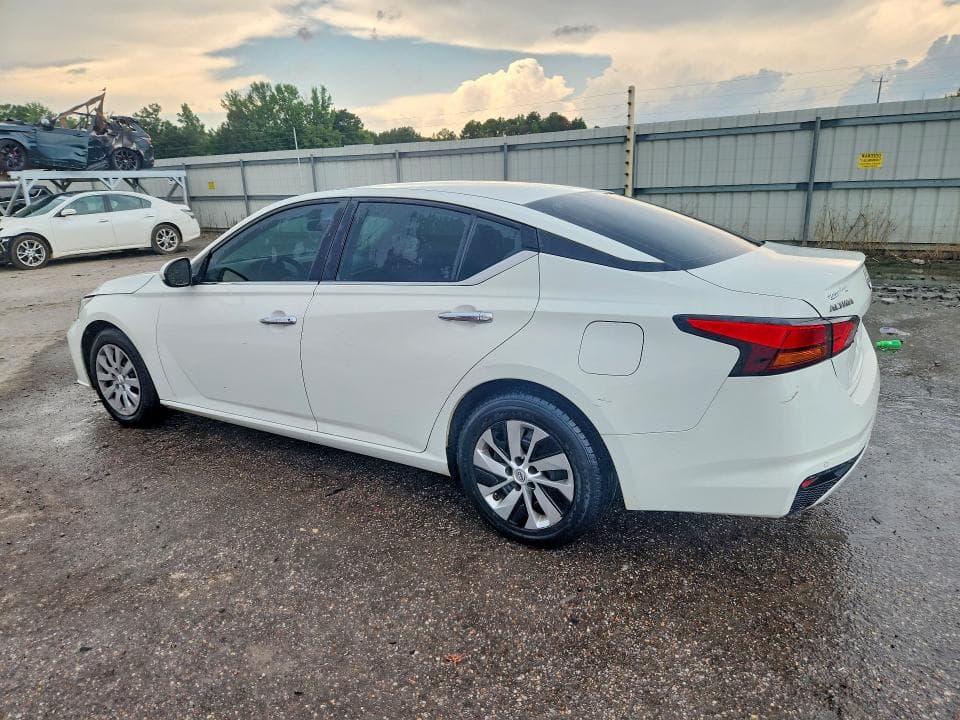 2023 NISSAN ALTIMA S 2