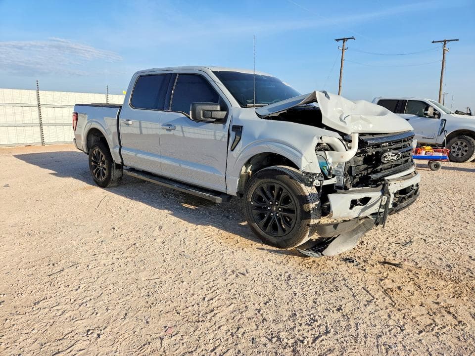 2026 FORD F150 XLT 4
