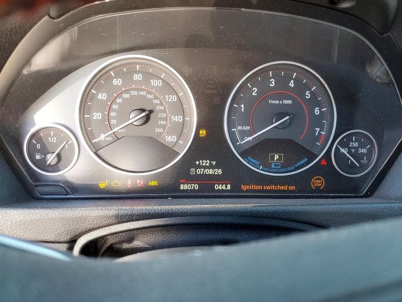 2017 BMW 330E 9