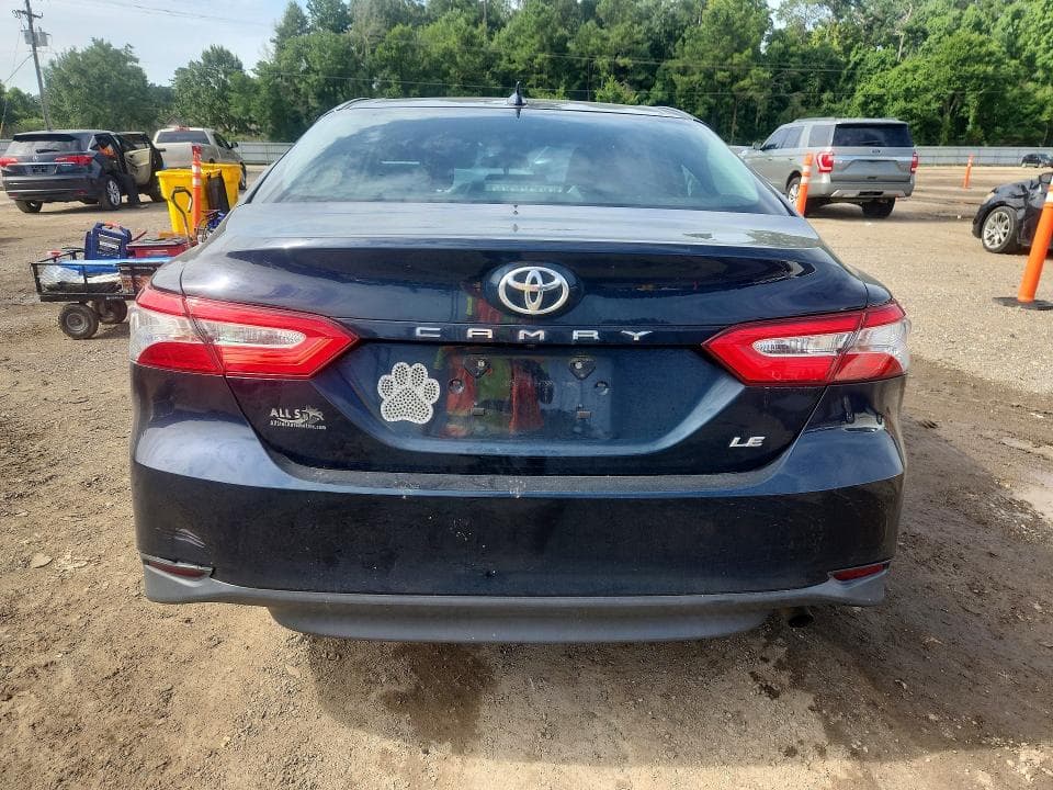2020 TOYOTA CAMRY LE 6
