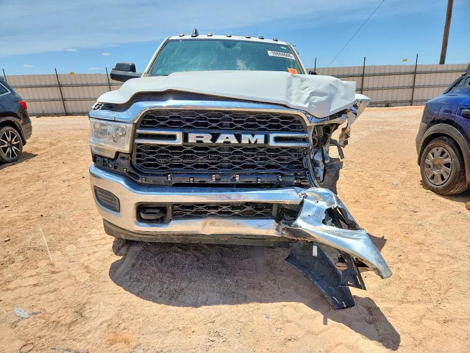 2019 RAM 2500 TRADESMAN 5