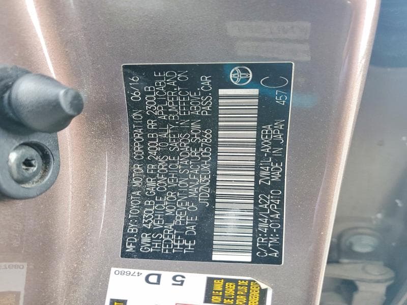 2017 TOYOTA PRIUS V FOUR 13