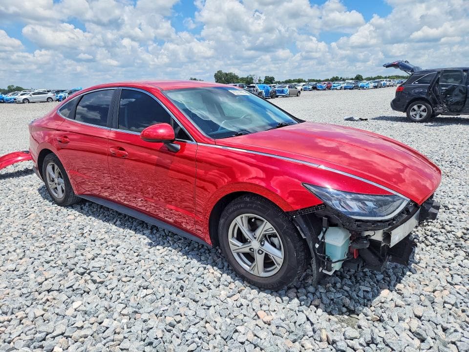 2021 HYUNDAI SONATA SE 4