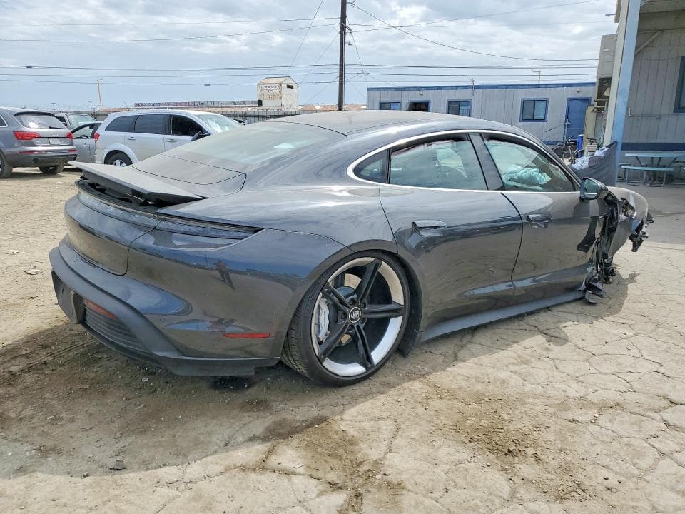 2021 PORSCHE TAYCAN 4S 3