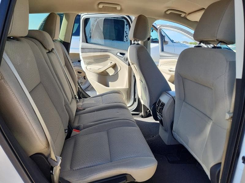 2017 FORD ESCAPE SE 11
