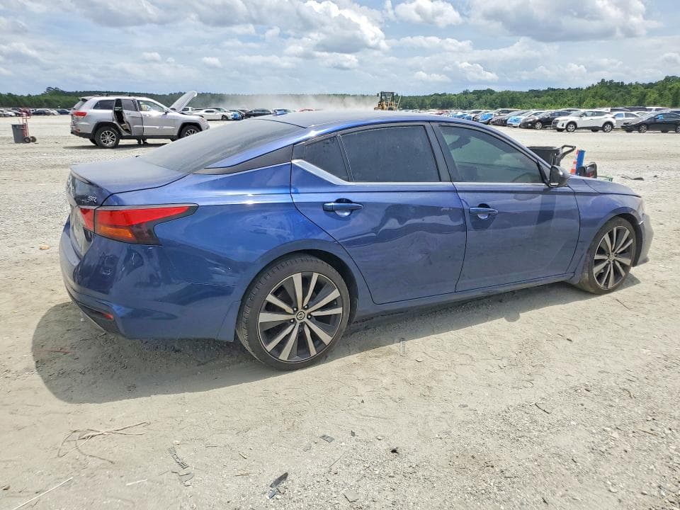 2020 NISSAN ALTIMA SR 3