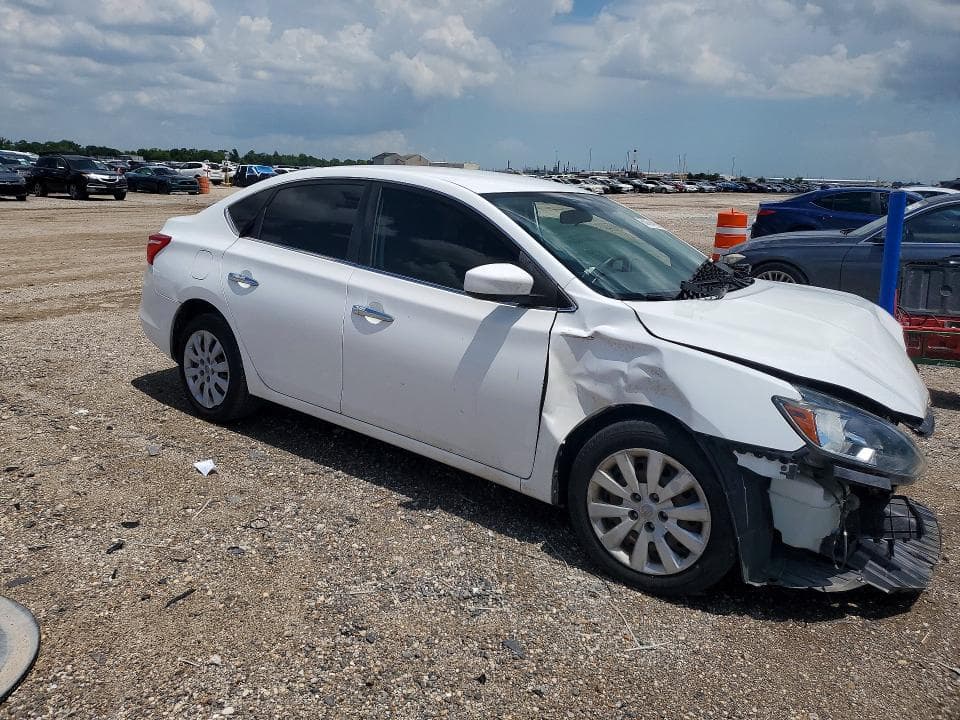 2019 NISSAN SENTRA S 4