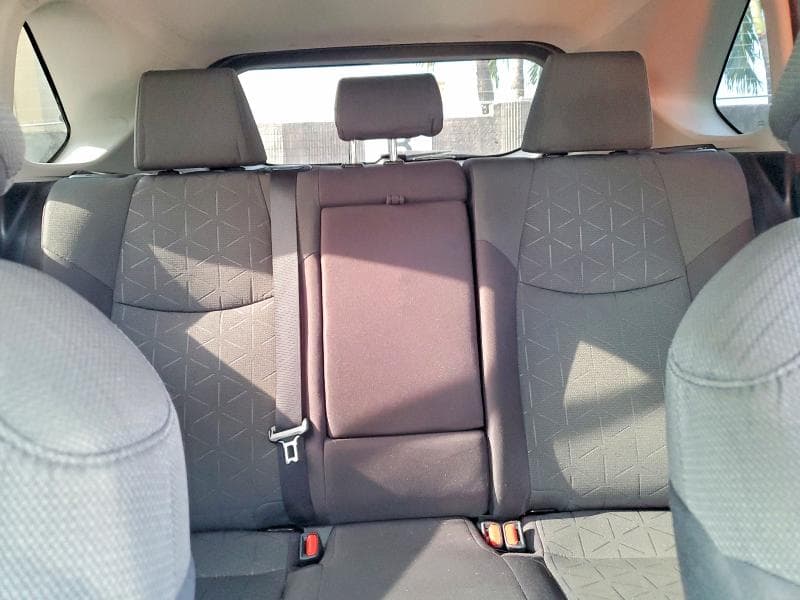 2021 TOYOTA RAV4 XLE 10