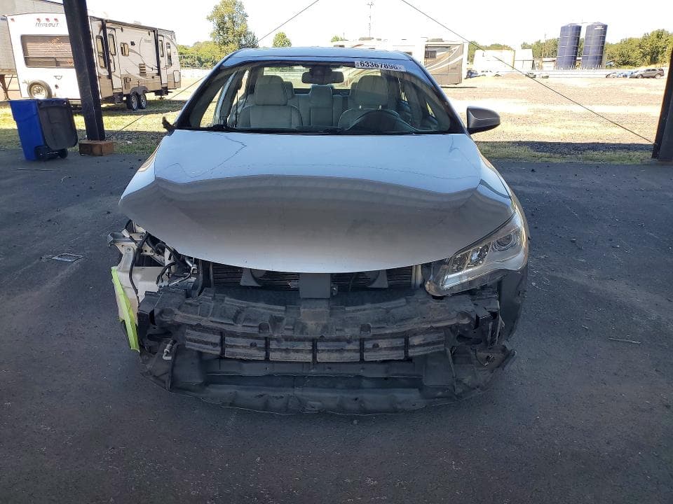2017 TOYOTA CAMRY XLE V6 5