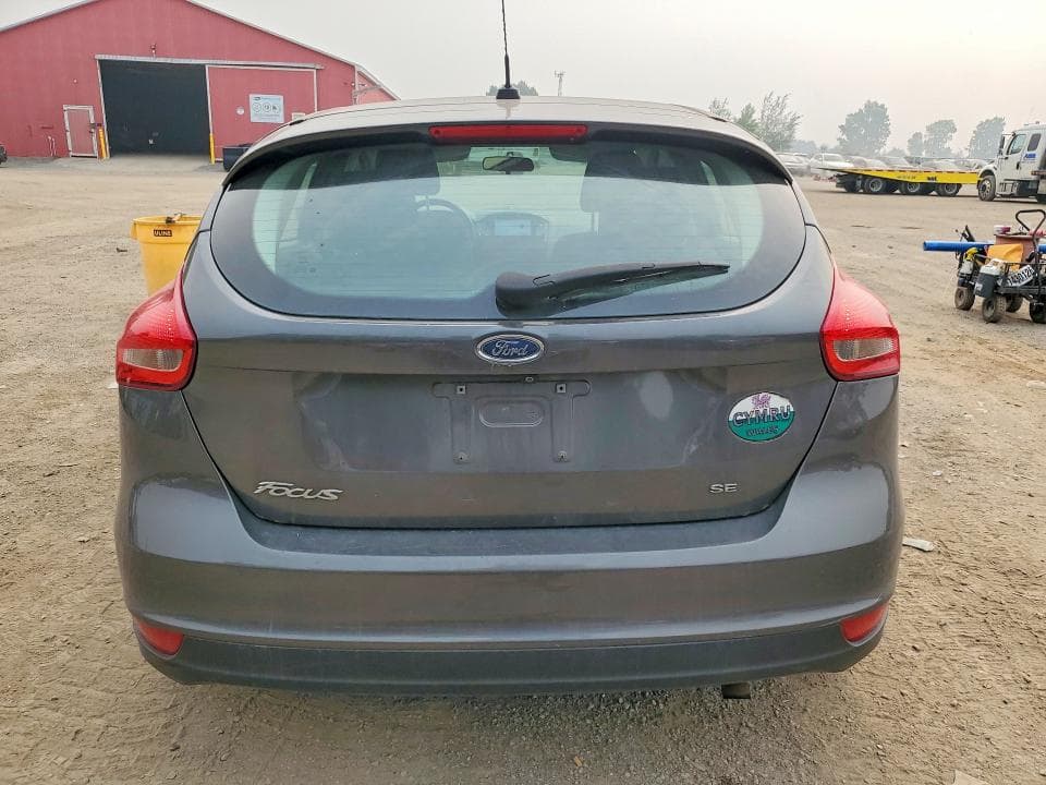 2017 FORD FOCUS SE 6