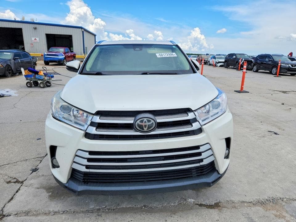 2017 TOYOTA HIGHLANDER XLE 5