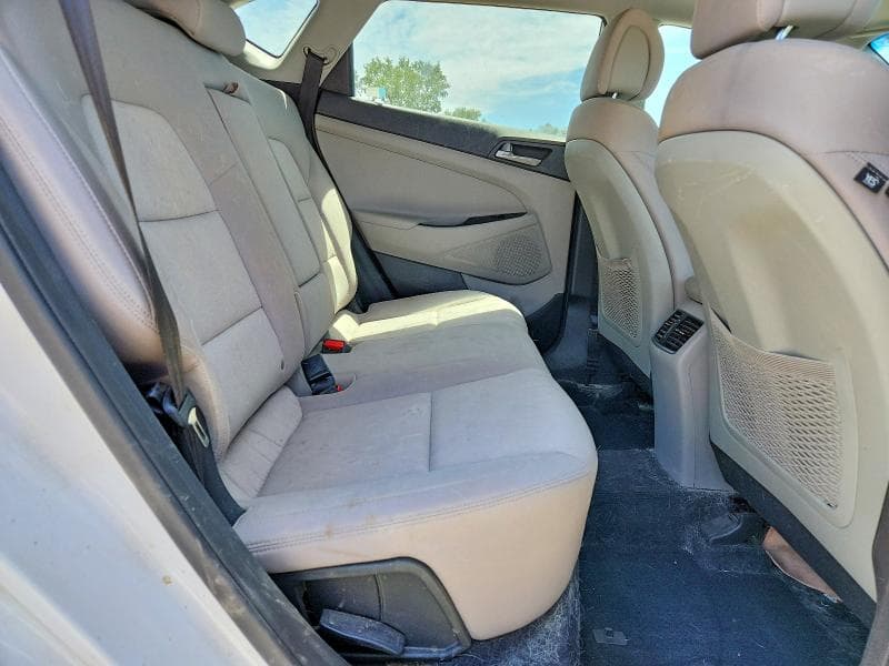 2018 HYUNDAI TUCSON VALUE 10