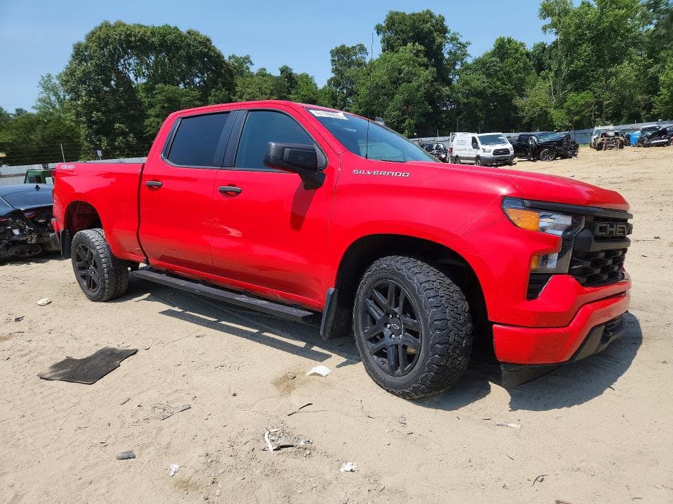 2022 CHEVROLET SILVERADO K1500 CUSTOM 4
