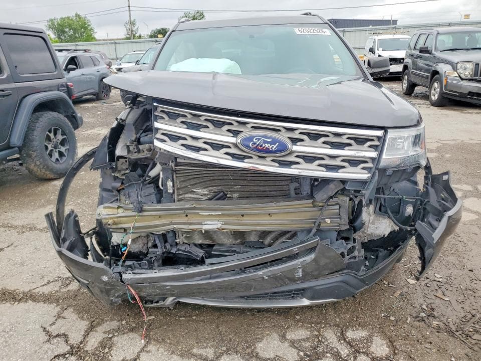 2018 FORD EXPLORER XLT 5