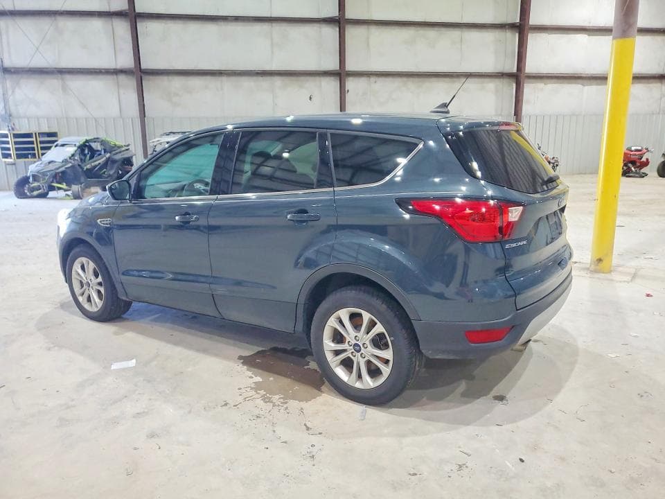 2019 FORD ESCAPE SE 2