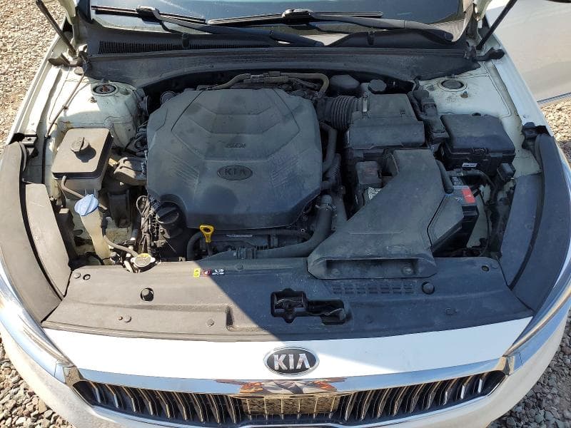 2017 KIA CADENZA LIMITED 11