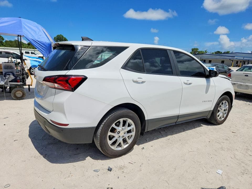 2022 CHEVROLET EQUINOX LS 3
